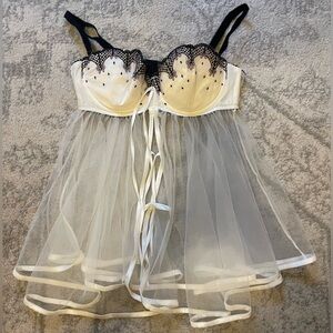 victoria’s secret sexy little things light push-up babydoll lingerie top 36C